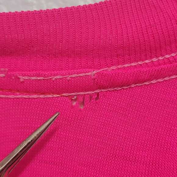 70s Vintage Hot Pink Hershey Park Muscle Tee *Authentic Distressed* - Picture 9 of 10